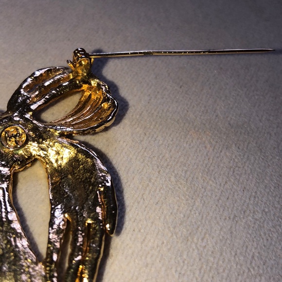 Vintage Angel Braided Rope Texture Gold Brooch - Picture 9 of 10